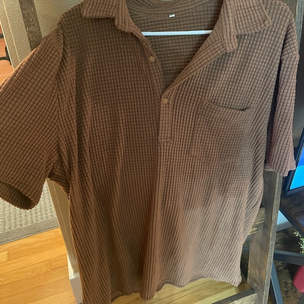Brown collar shirt